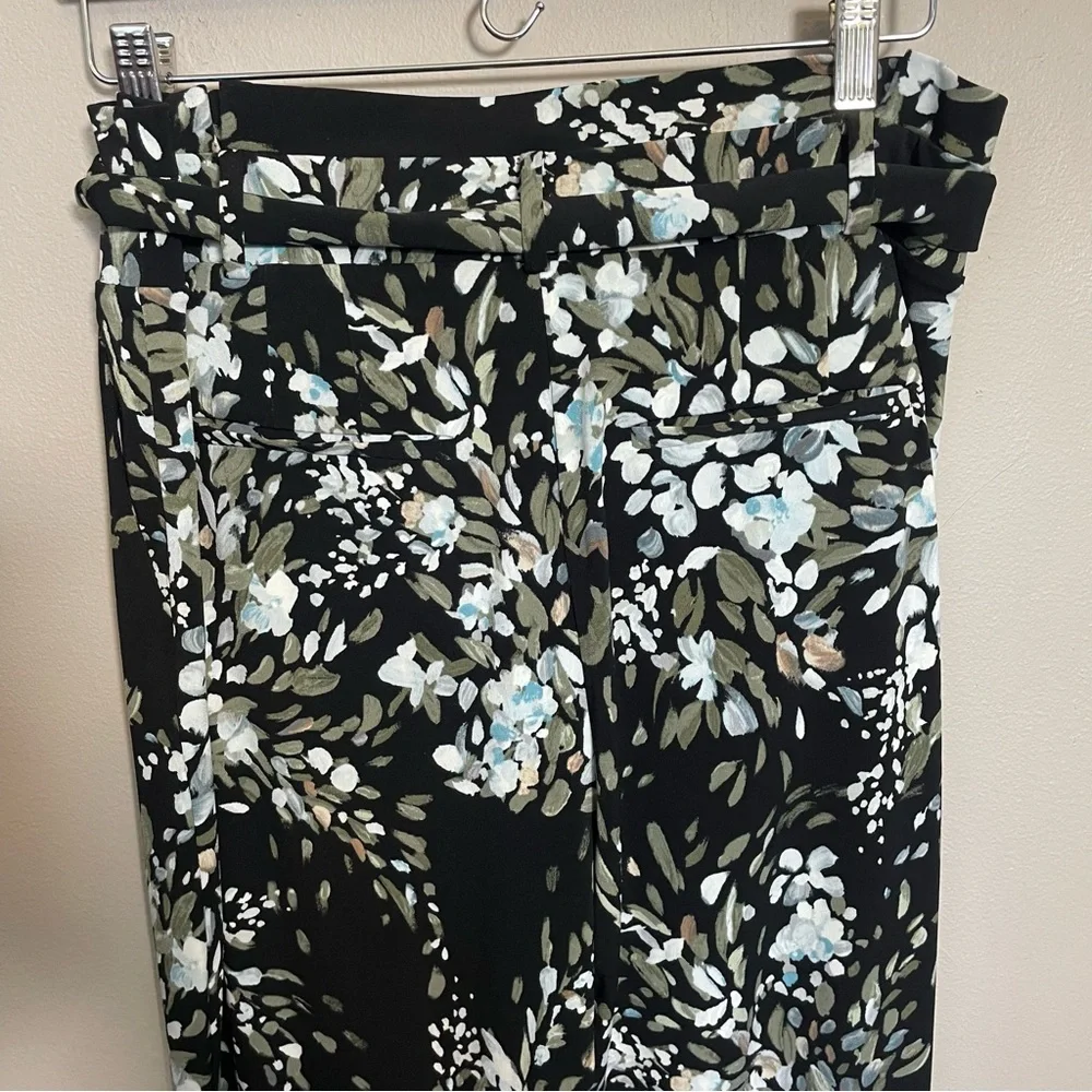 White House Black Market The Tapered Ankle Floral Dress Pants